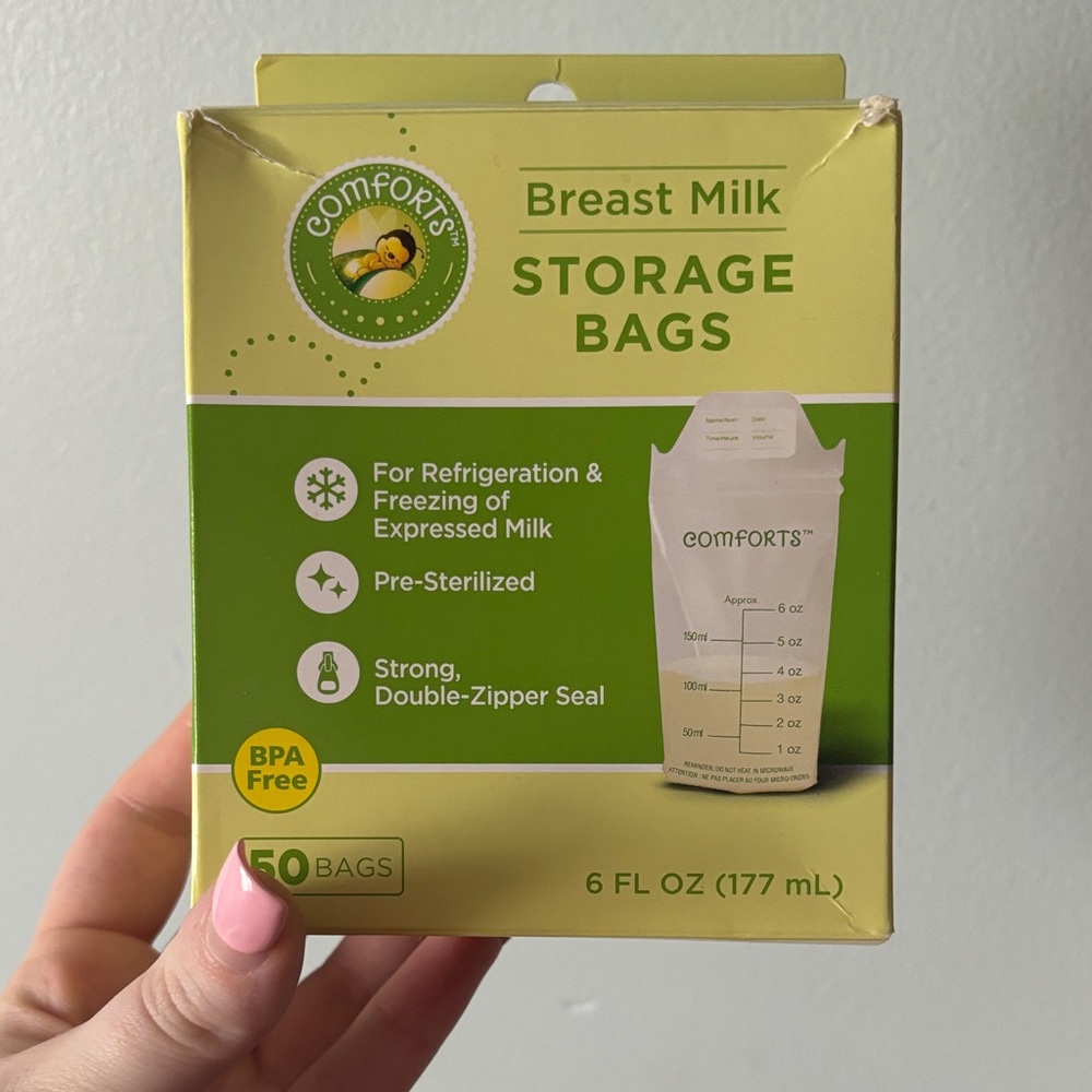Comforts Breast Milk Storage Bags (28 bags)